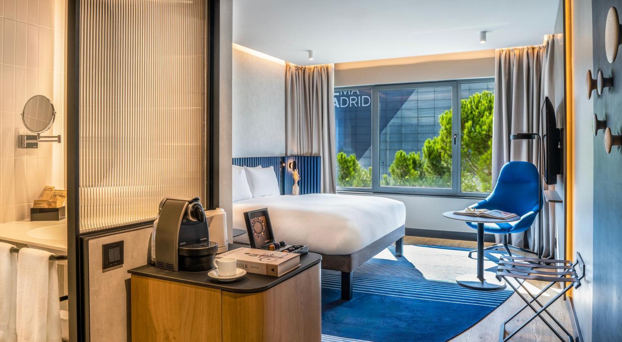 Pullman Madrid Airport & Feria Hotel Bagian luar foto