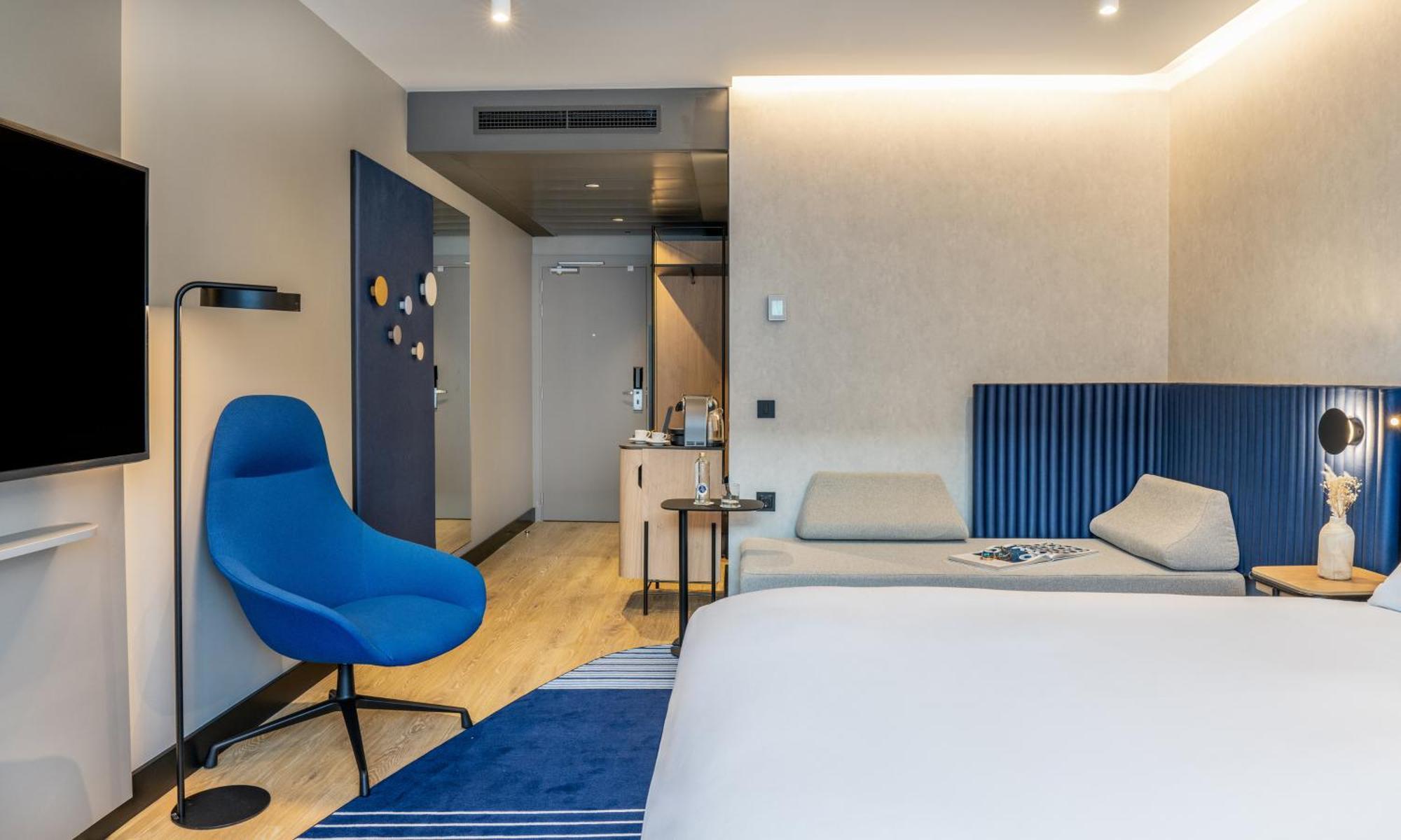Pullman Madrid Airport & Feria Hotel Bagian luar foto