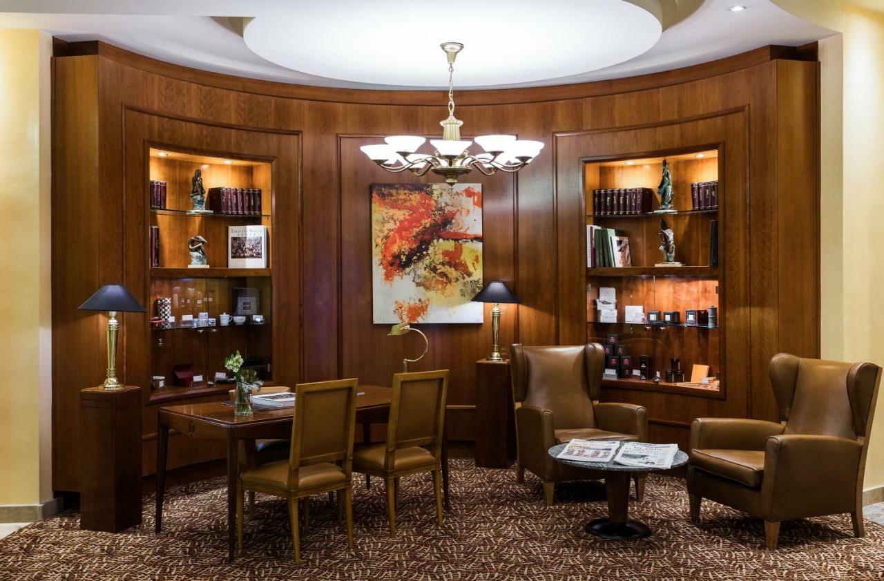 Pullman Madrid Airport & Feria Hotel Bagian luar foto